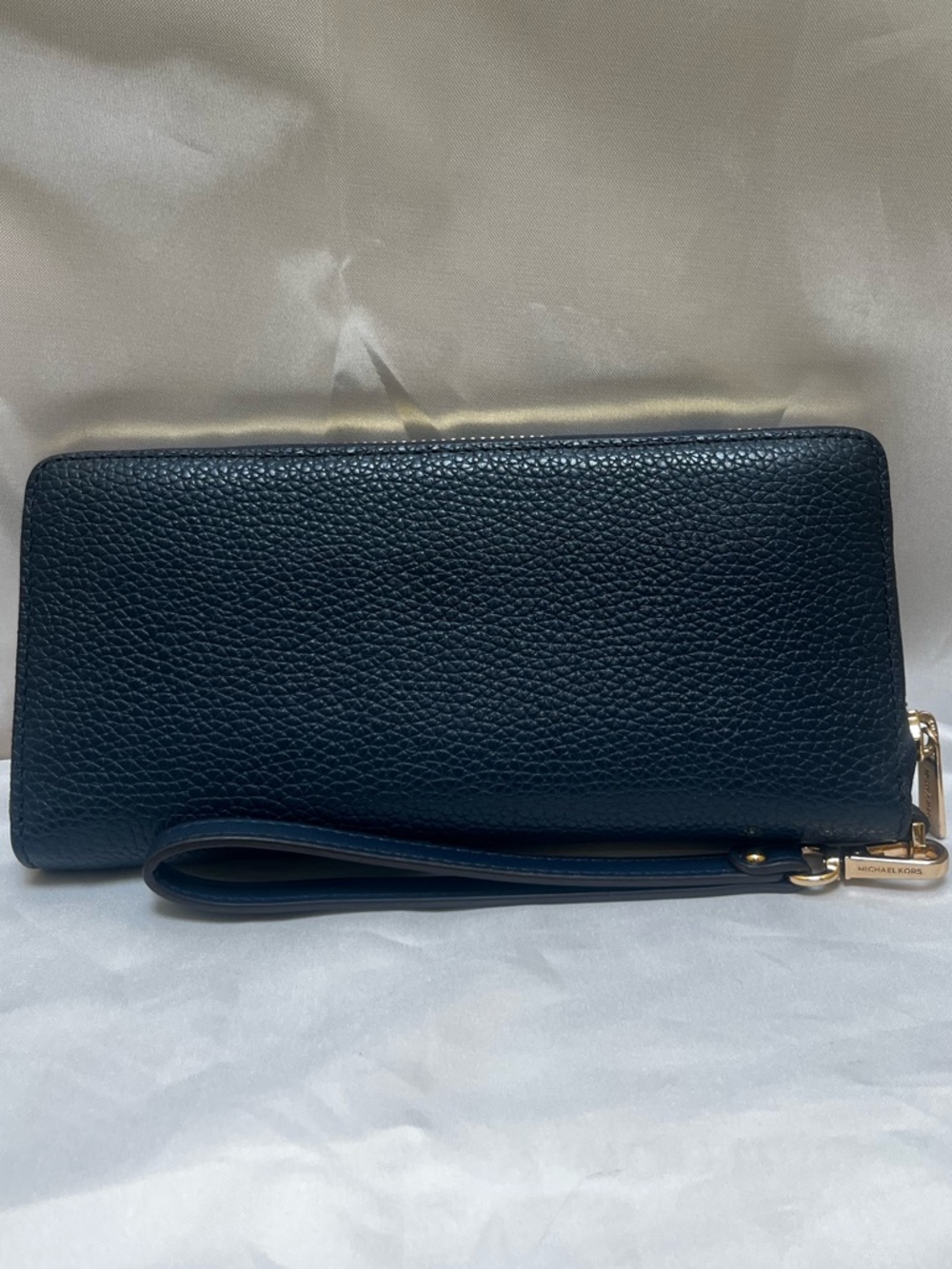 Michael Kors Navy Large Jet Set Continental Travel Wallet - Picture 3 of 15